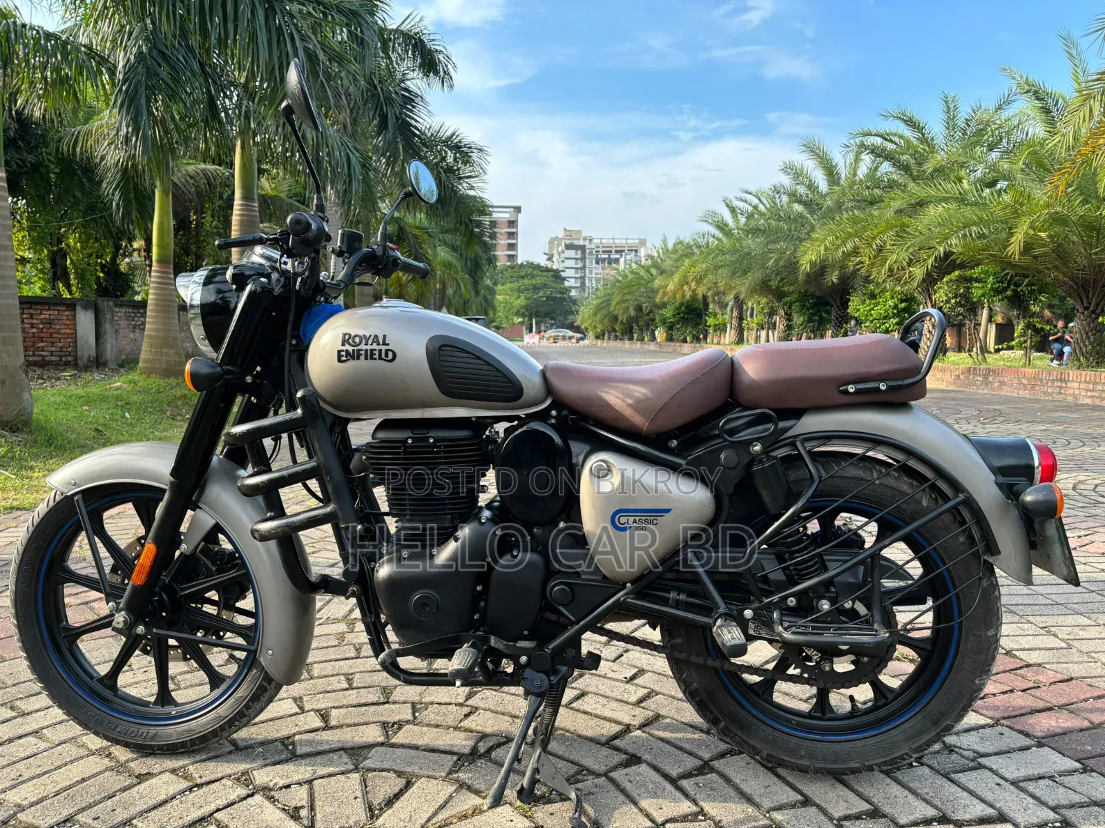 Royal Enfield Classic 350 2025 Gray