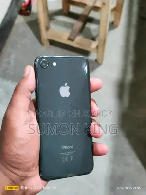 অ্যাপল আইফোন ৮ ৬৪ জিবি ব্ল্যাক