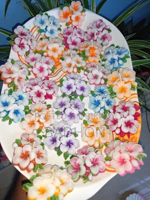 ডেইজি এবং কাঠগোলাপ ক্যান্ডেল (১০ পিস)