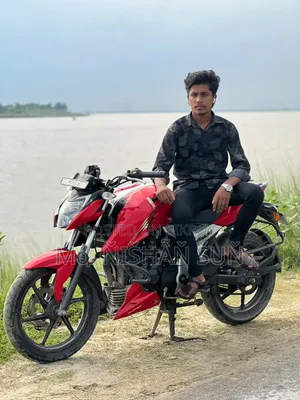 TVS Apache RTR 160 4V 2024 Red