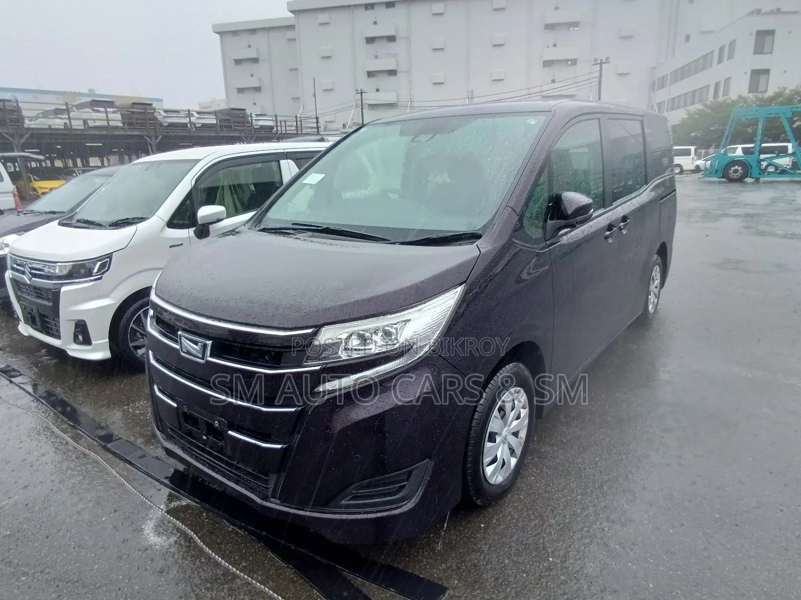 Toyota Noah 2021