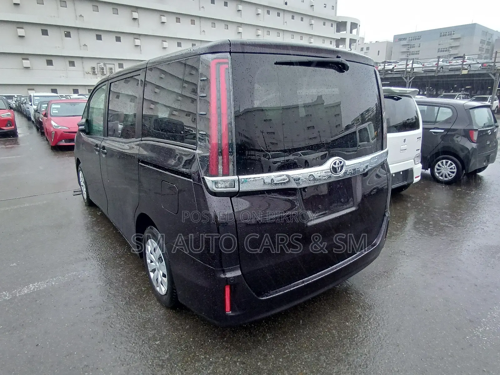 Toyota Noah 2021
