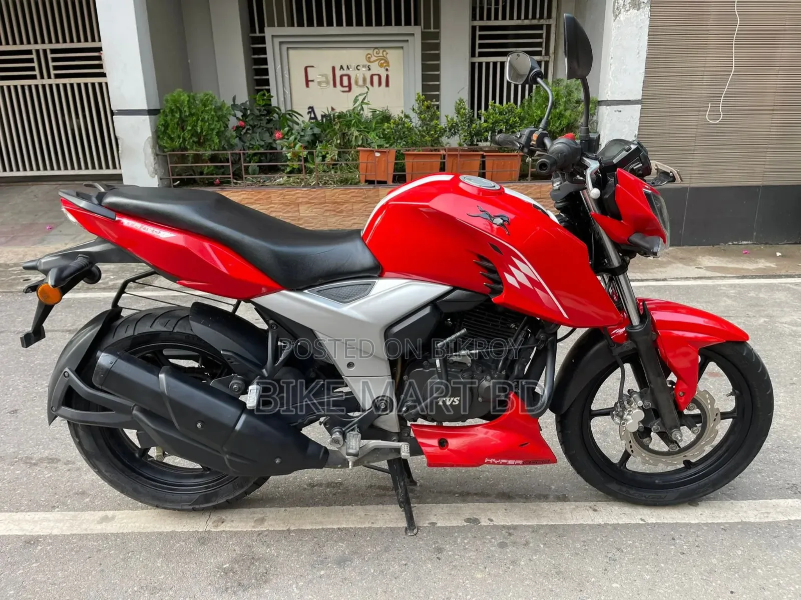 TVS Apache RTR 160 4V 2020 Red