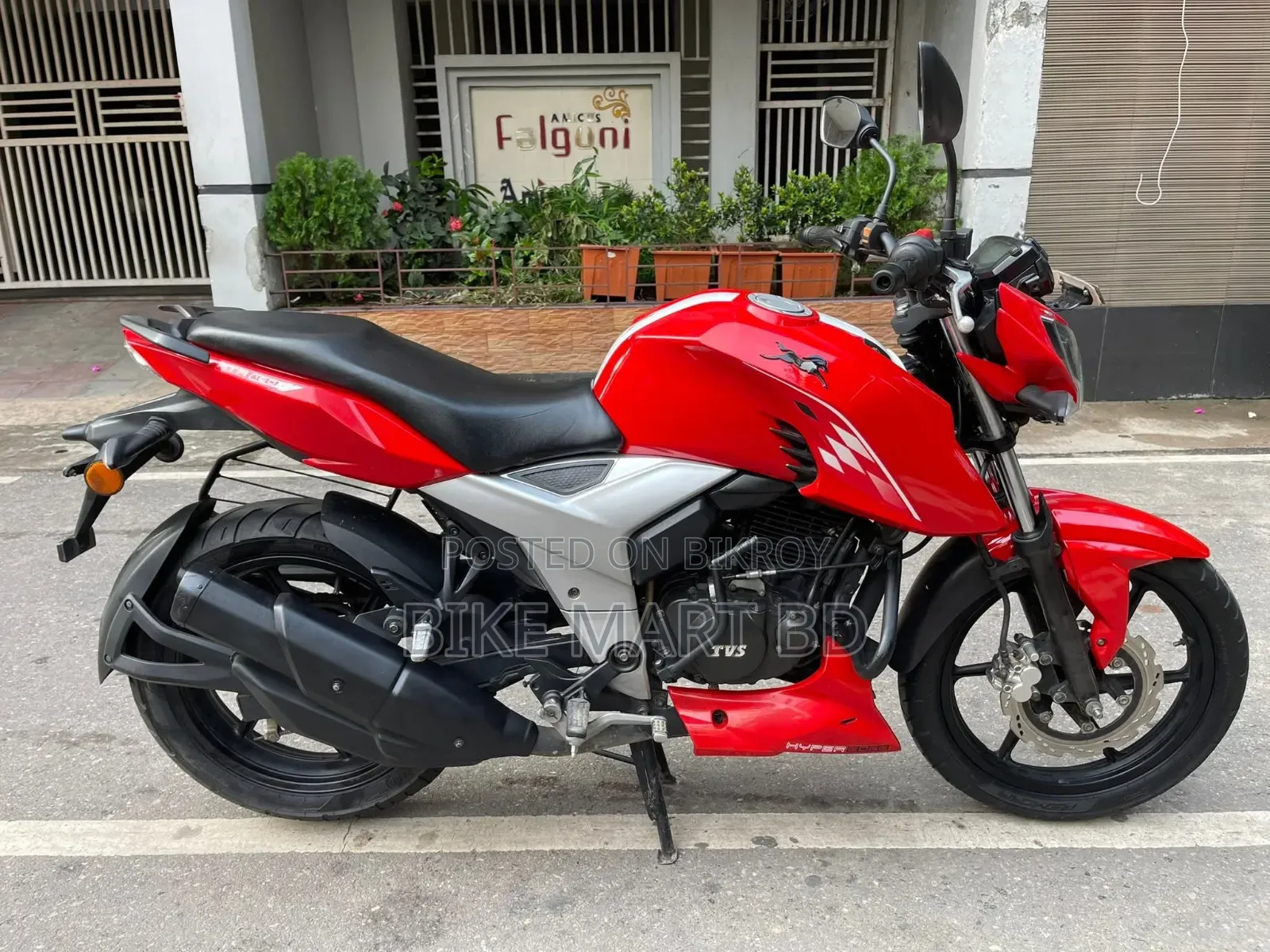 TVS Apache RTR 160 4V 2020 Red