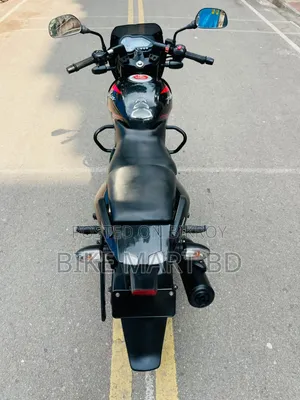 বাজাজ পালসার ১৫০ ২০২৩ কালো