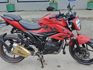 Suzuki Gixxer 2023 Red