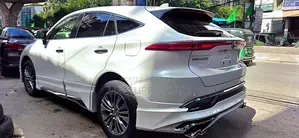 Toyota Harrier 2021 Pearl