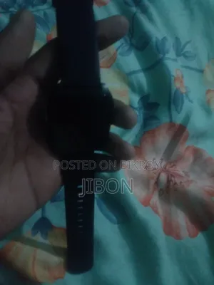 ঘড়ি টা একদম নতুন ২/৩ মাস ইউজ করা
