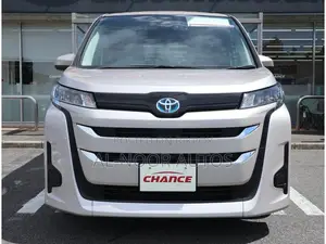 Toyota Noah 2022 Gold
