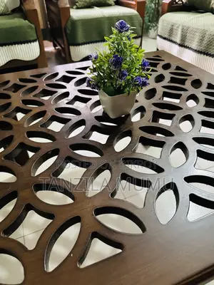 সেন্ট্রাল টেবিল