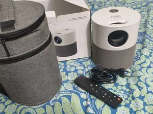 Projector AUN ET40s