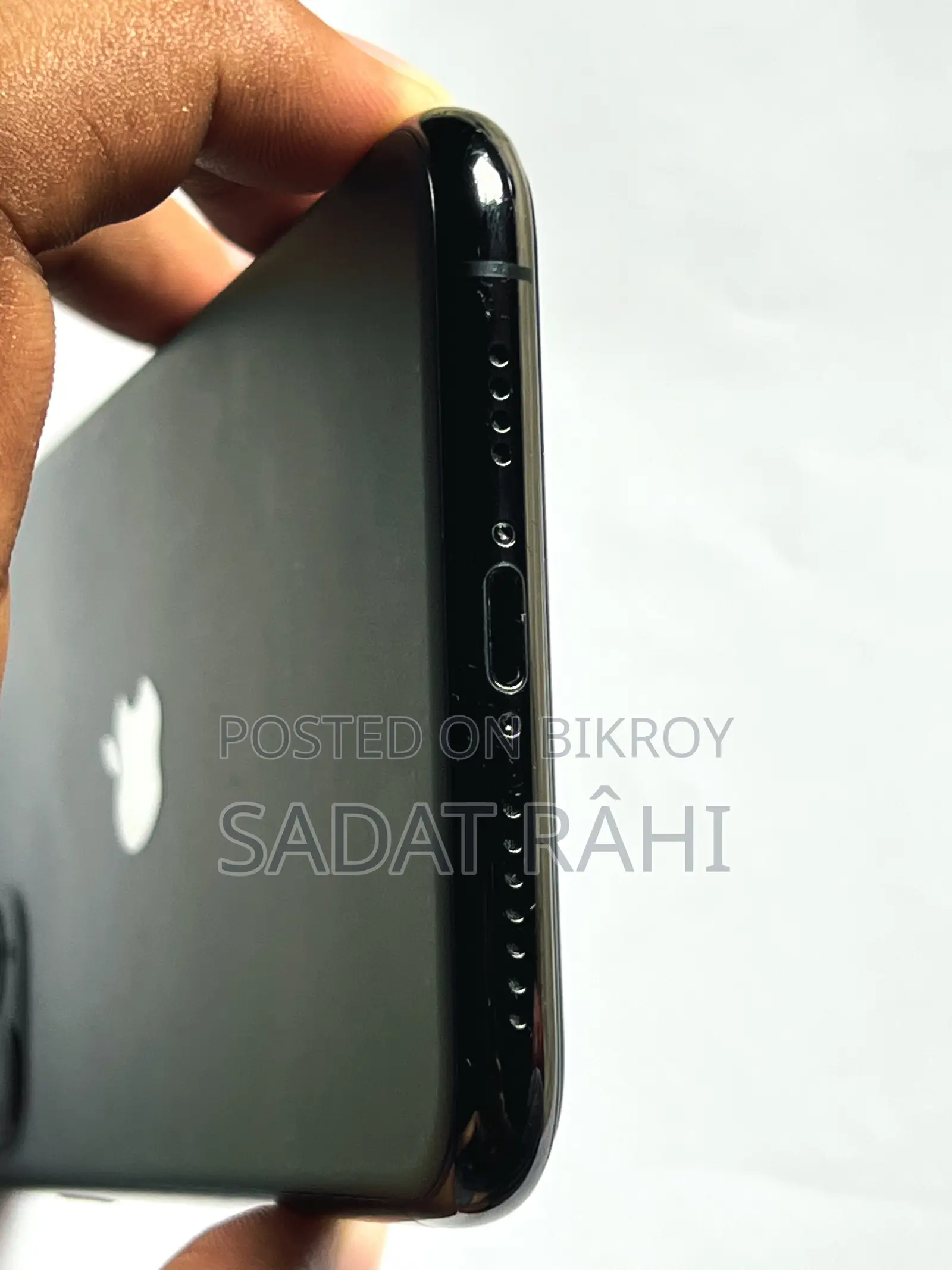 অ্যাপল আইফোন ১১ প্রো ম্যাক্স ২৫৬ জিবি ব্ল্যাক