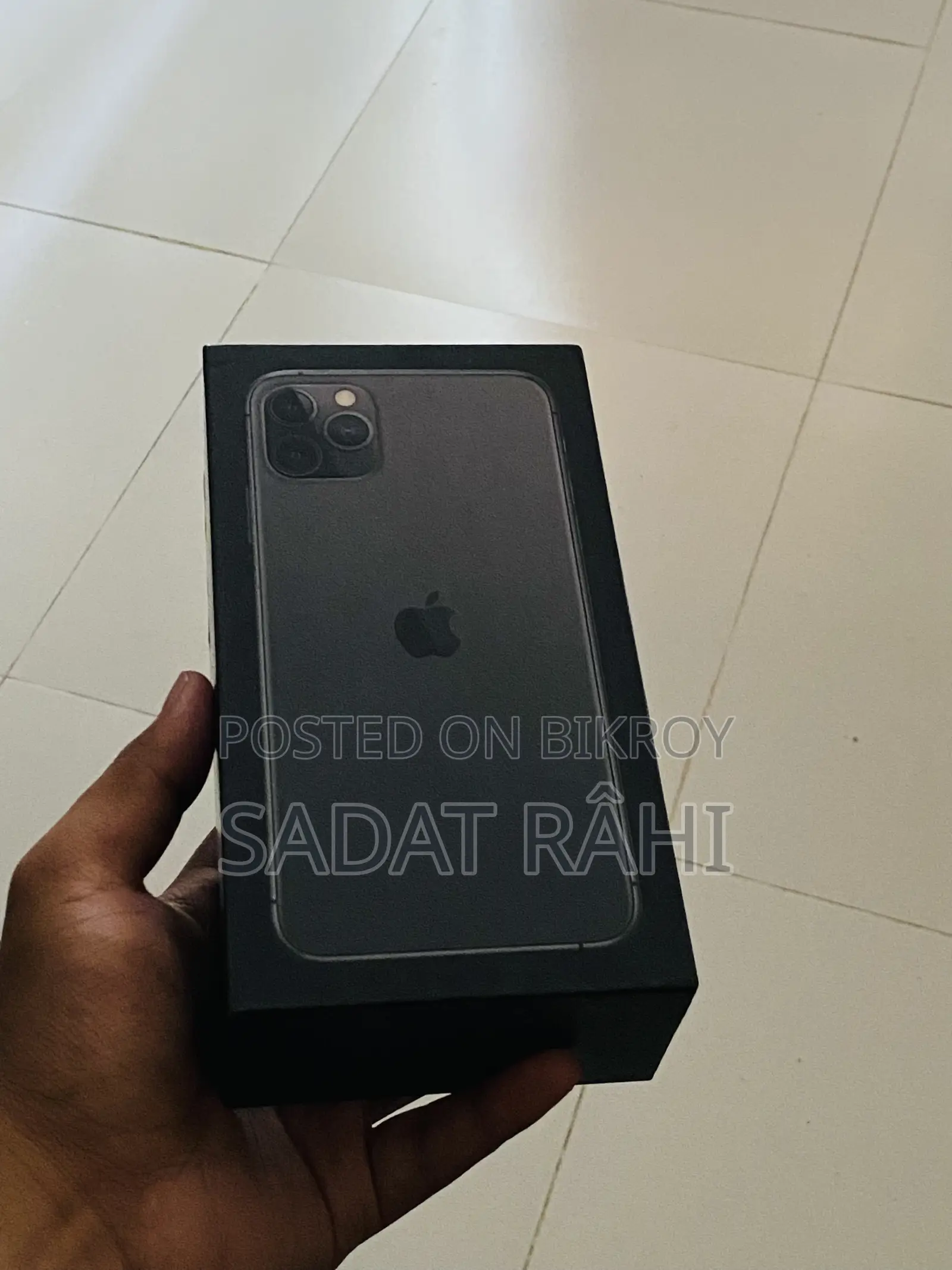 অ্যাপল আইফোন ১১ প্রো ম্যাক্স ২৫৬ জিবি ব্ল্যাক