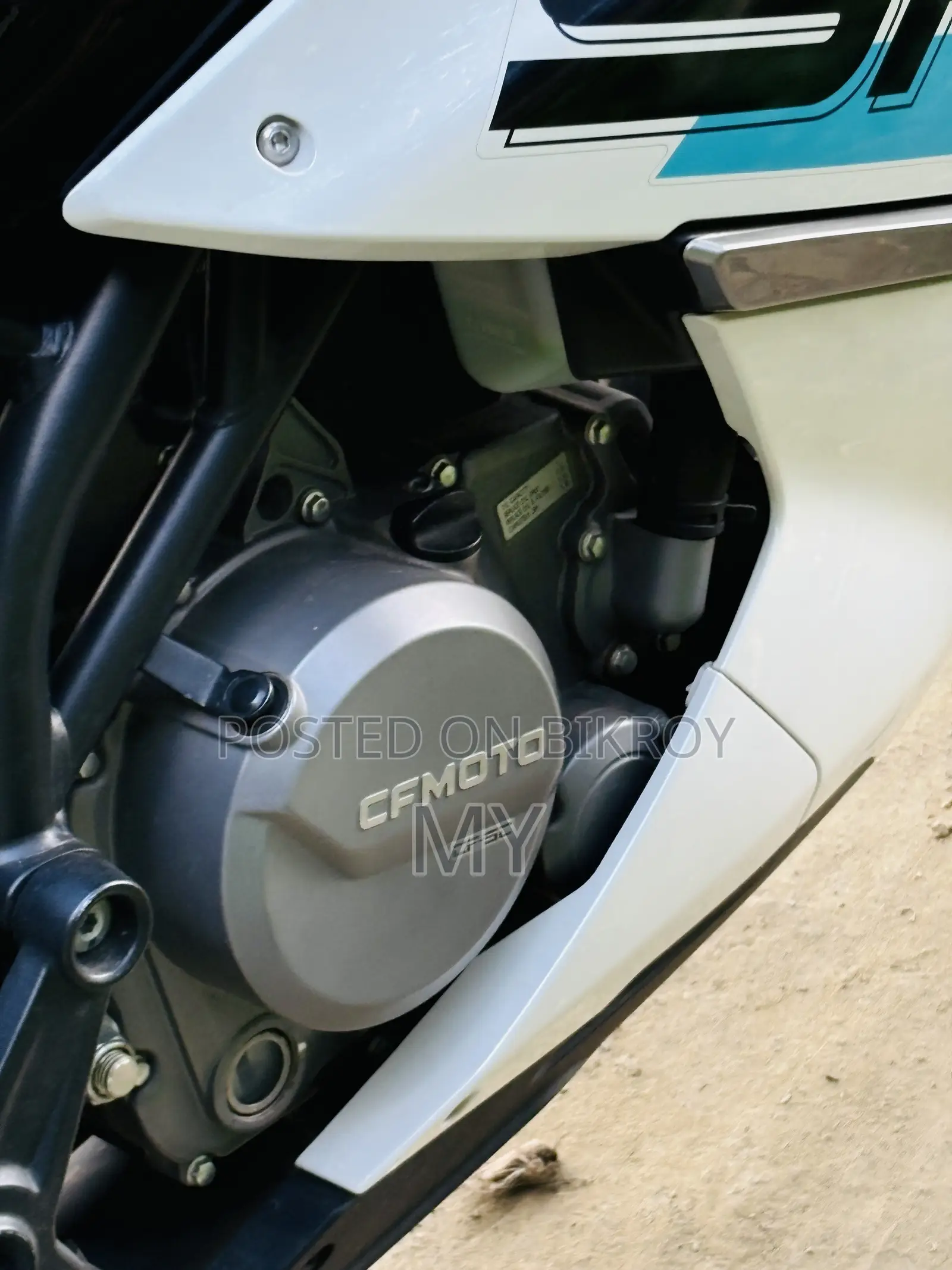 New CFMoto 300SR 2025 White