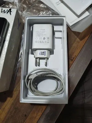 Vivo Y18 128 GB Blue