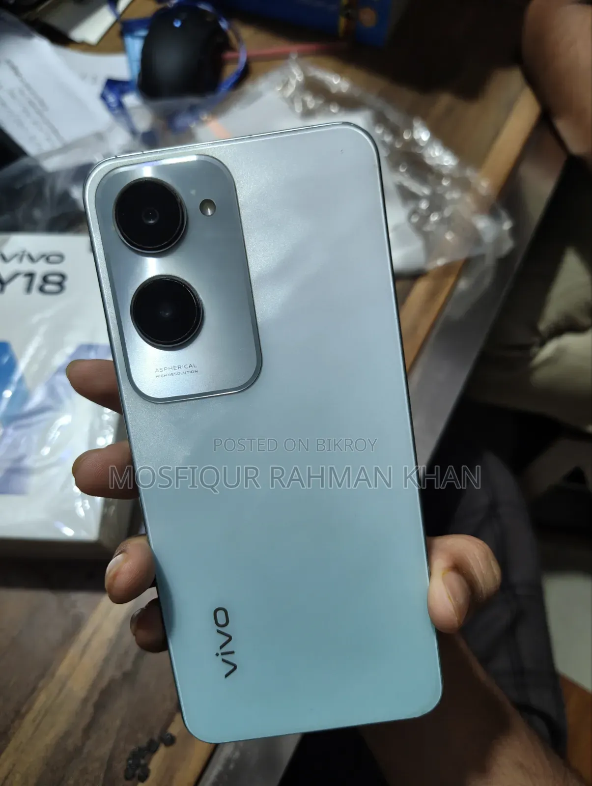 Vivo Y18 128 GB Blue