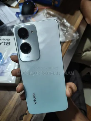 Vivo Y18 128 GB Blue