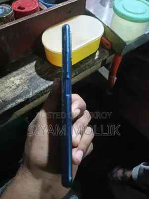 Vivo Y12s ৩২ জিবি নীল