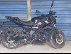 Bajaj Pulsar N160 2023 Orange