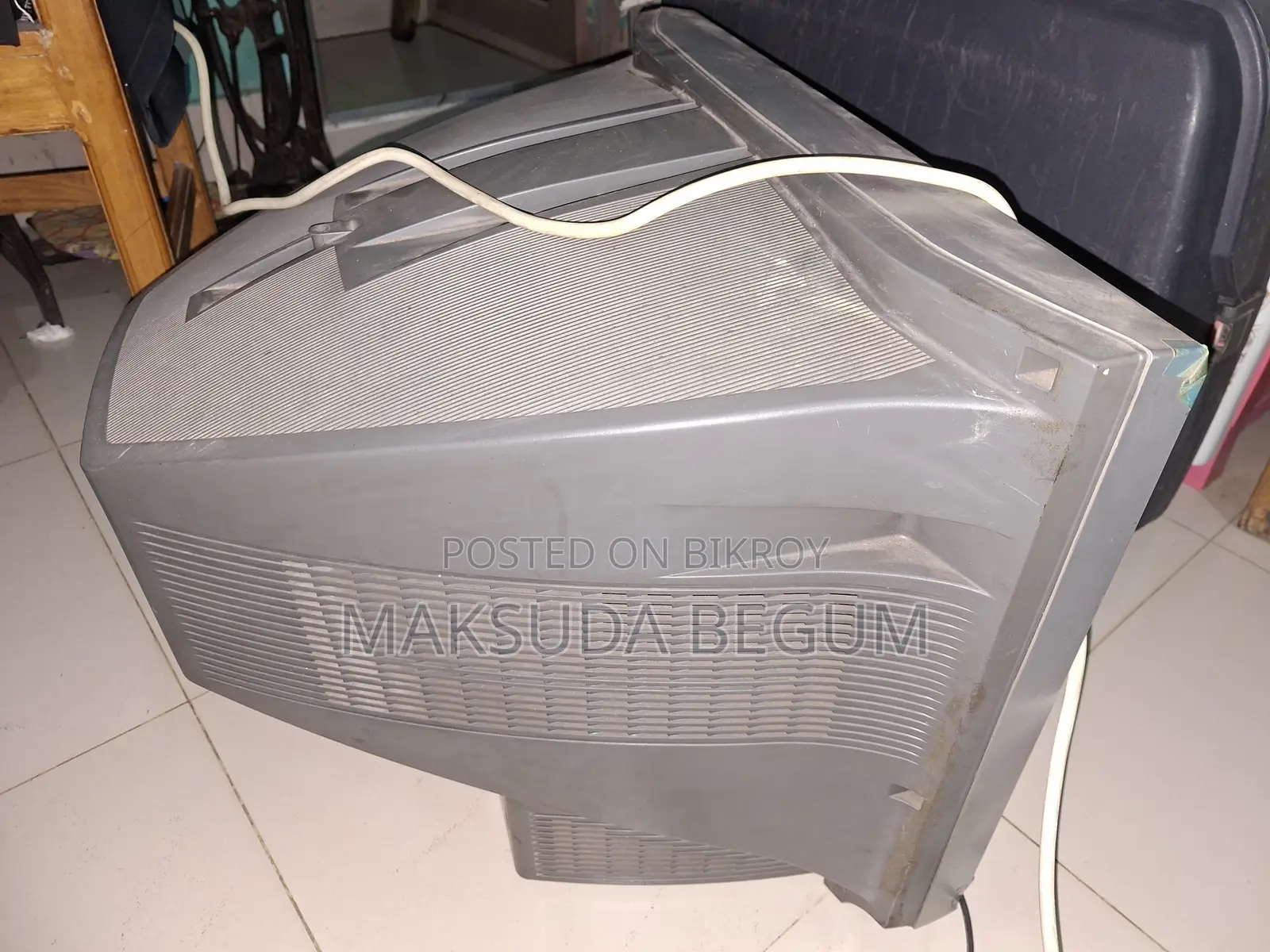 Panasonic 24" CRT TV for Sale (Good Condition)