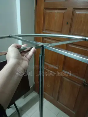 পোশাকের Stand