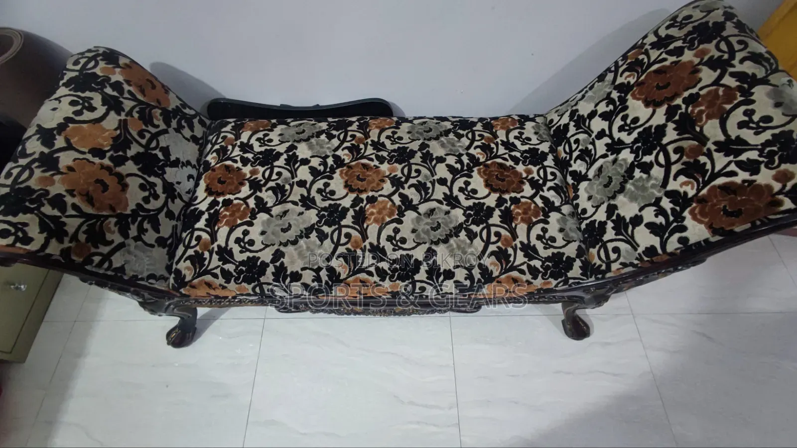 উডেন দিওয়ান
