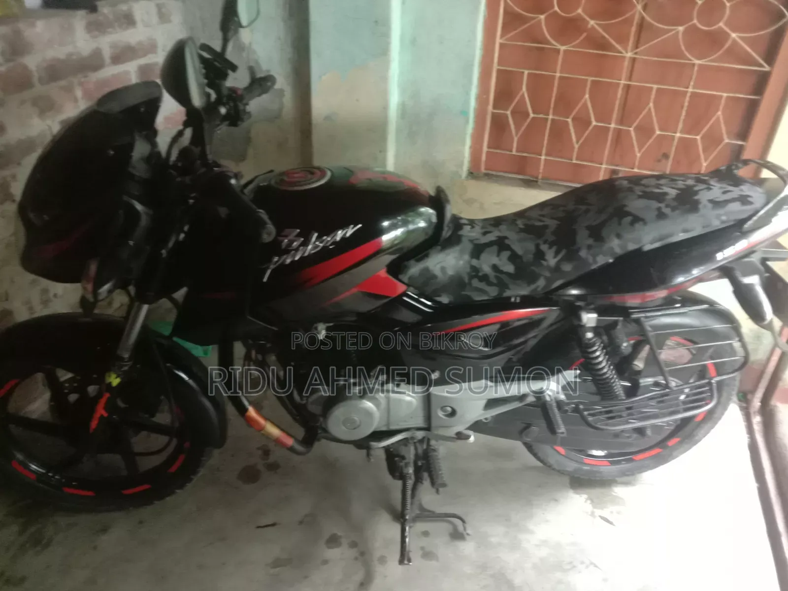 Bajaj Pulsar 150 2011 Black