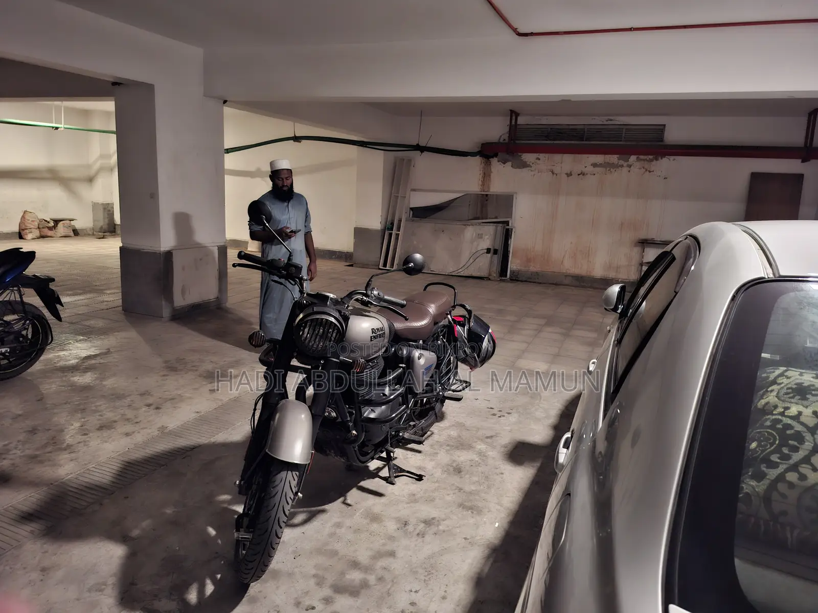 Royal Enfield Classic 350 2025 Gray
