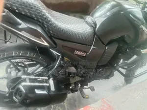 ইয়ামাহা ফেজার ভি১ ২০১৫ ব্ল্যাক