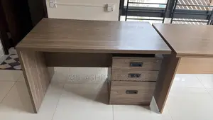 হাতিল থেকে কাজের / পড়াশোনার / কম্পিউটার টেবিল