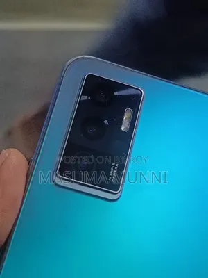 Vivo V23 128 GB Blue