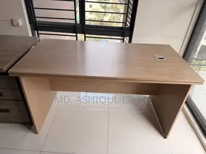 হাতিল থেকে কাজের / পড়াশোনার / কম্পিউটার টেবিল