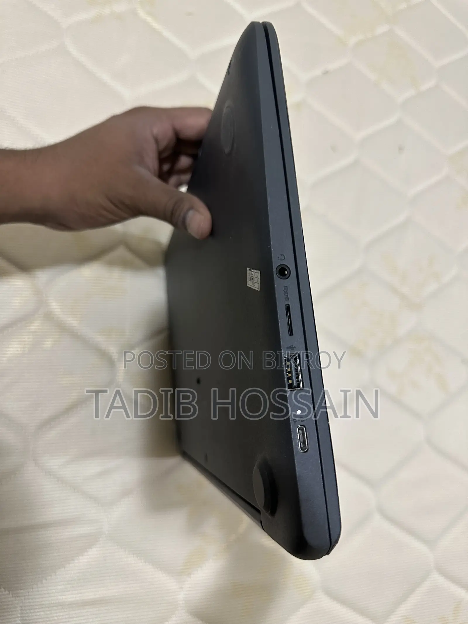 ডেল ইন্সপায়রন ২৭ অল-ইন-ওয়ান ৪জিবি ইন্টেল পেন্টিয়াম এসএসডি ১৬ জিবি