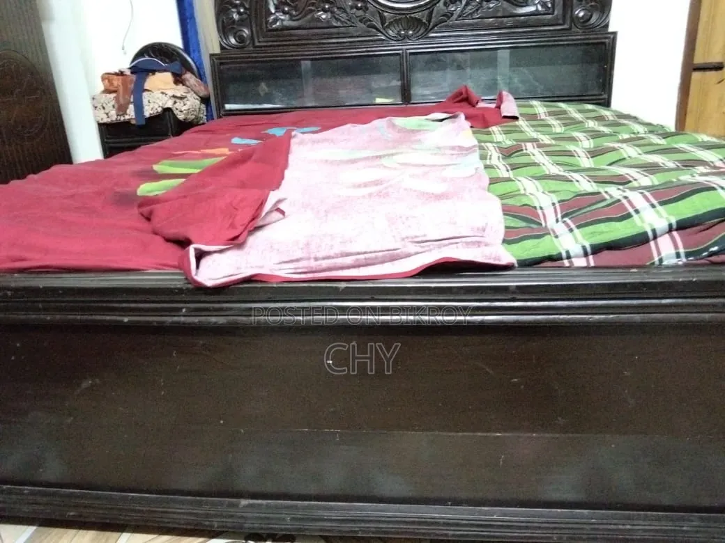 Large Size Teak Wood Bed