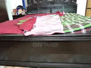 সেগুন কাঠের বড় সাইজের পালং