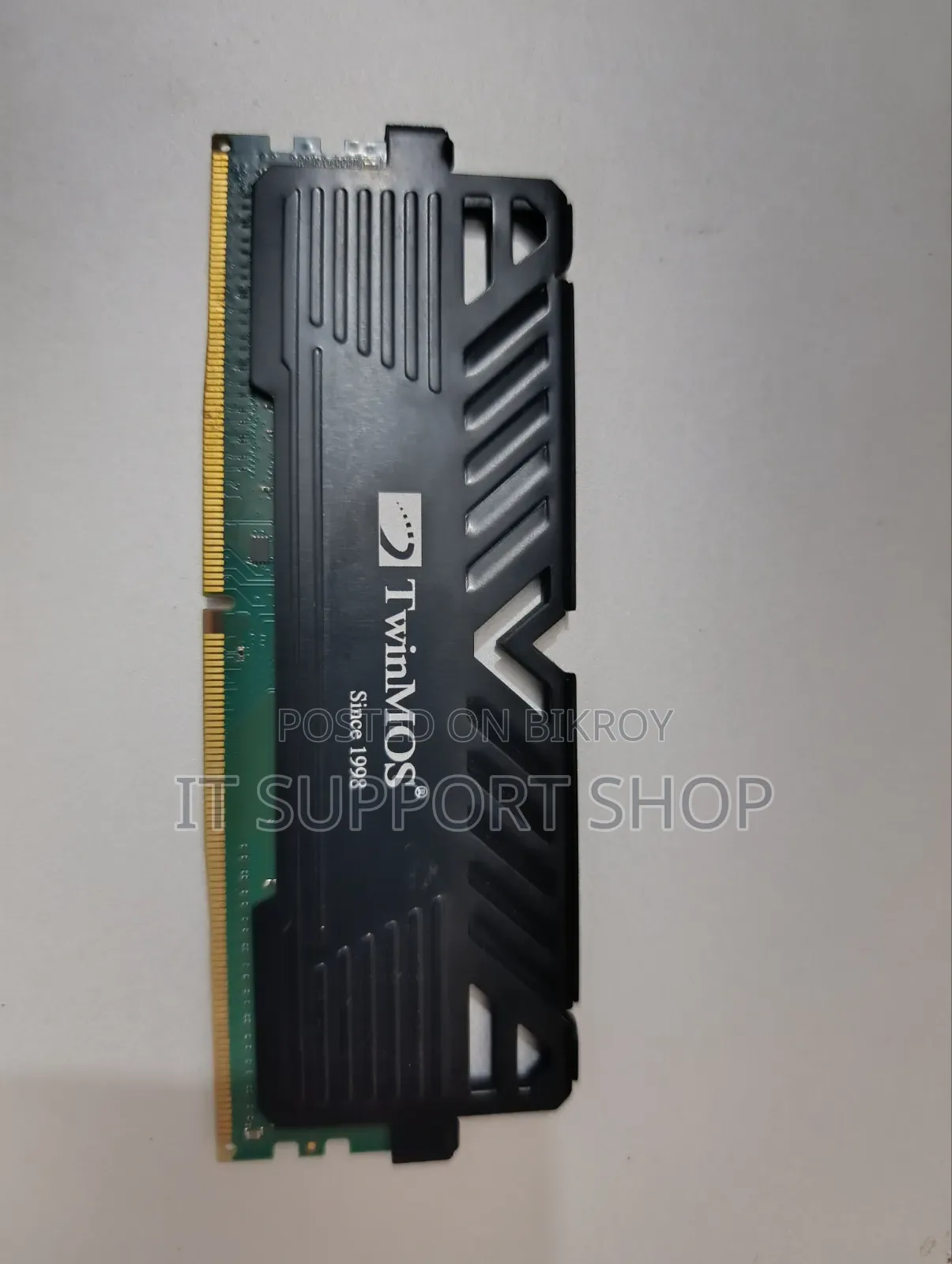 TwinMos DDR4 8Gb Ram
