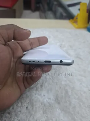 স্যামসাং গ্যালাক্সি এ৫১ ১২৮ জিবি হোয়াইট