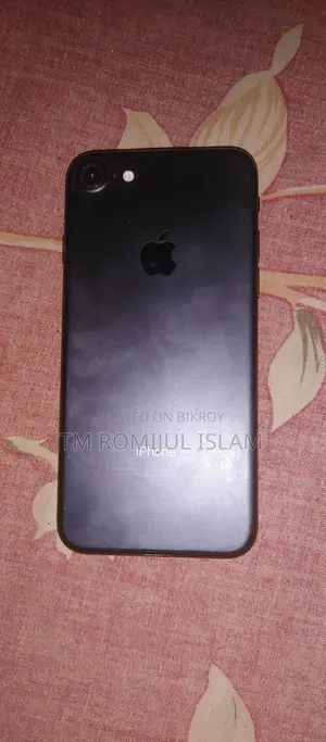 Apple iPhone 7 32 GB Black