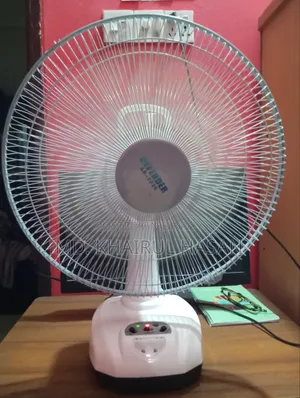 ডিফেন্ডার ১৬" রিচার্জেবল ফ্যান
