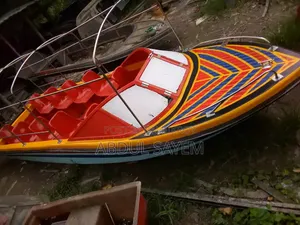 স্পিড বোট