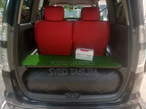 টয়োটা ভোক্সি ২০০৬ নীল