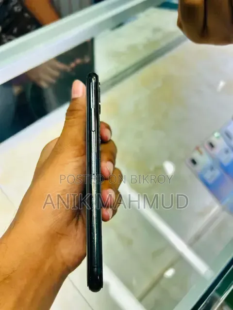 অ্যাপল আইফোন এক্সএস ২৫৬ জিবি ব্ল্যাক