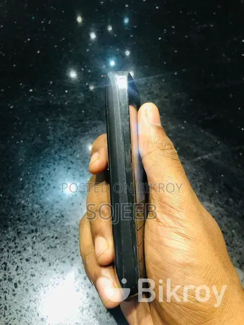 নকিয়া আশা ২০৩ কালো