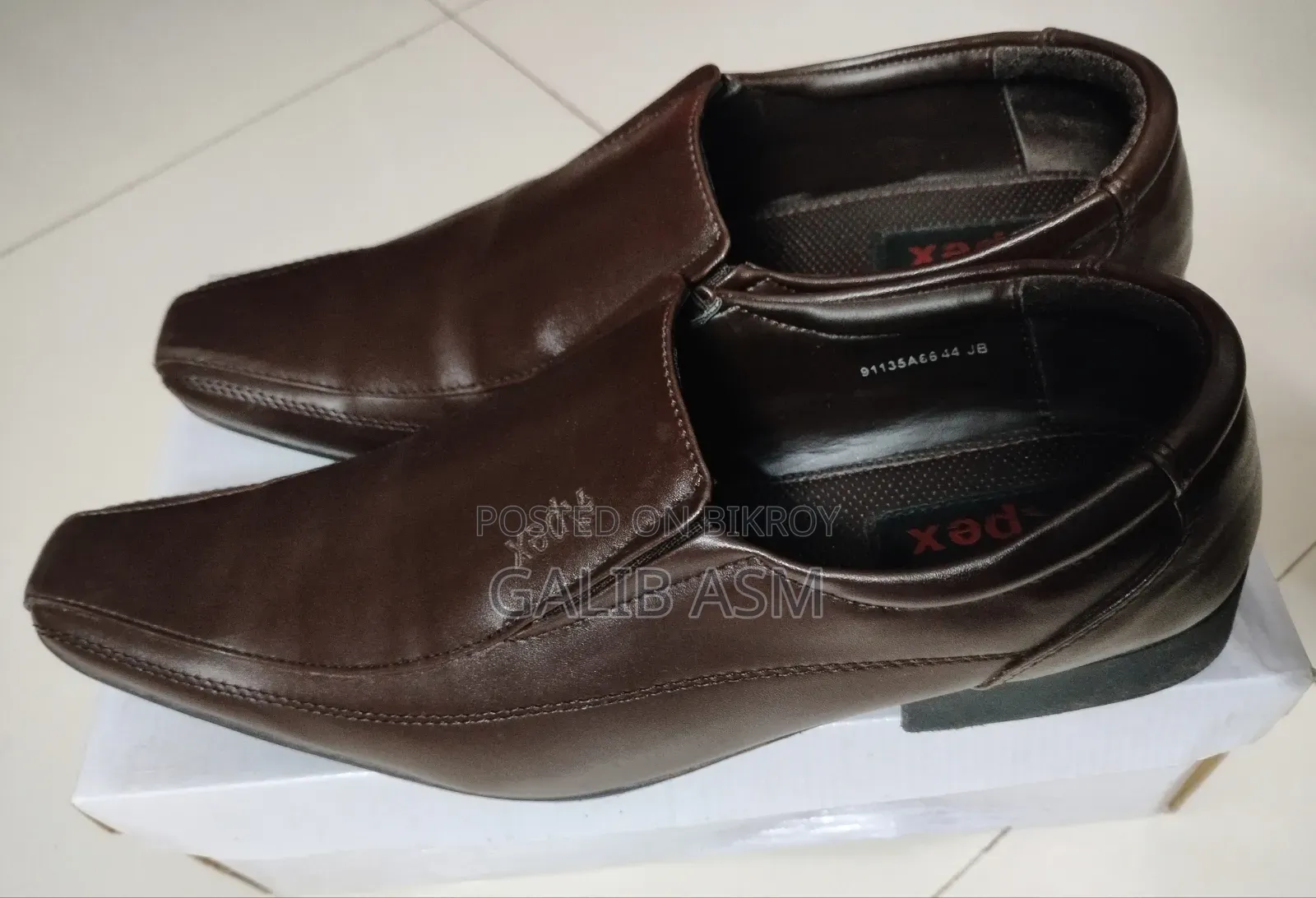Apex shoes size 44