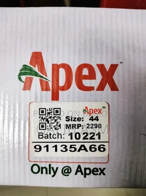Apex shoes size 44