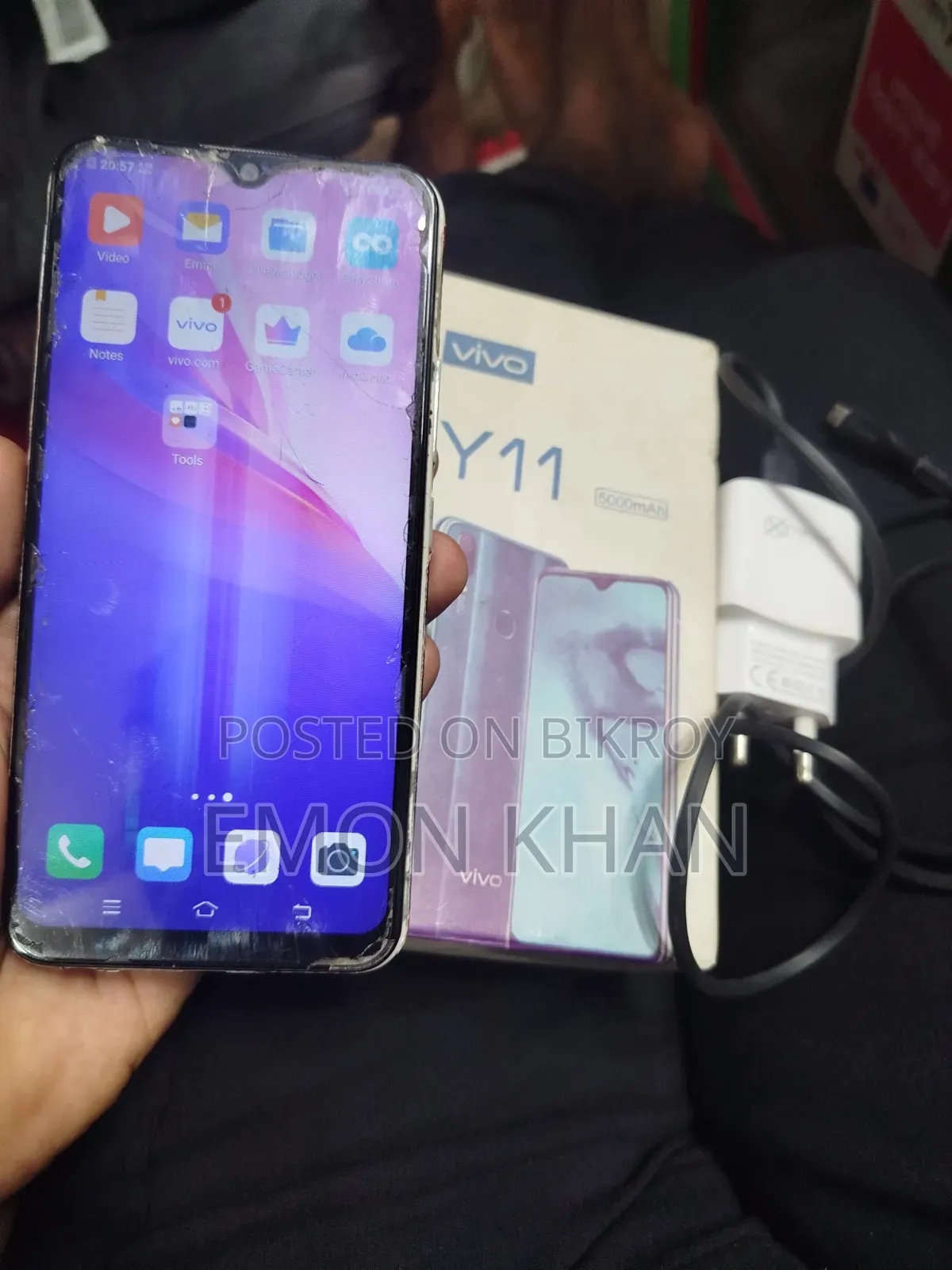 Vivo Y11 32 GB Blue