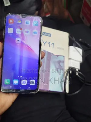 Vivo Y11 32 GB Blue