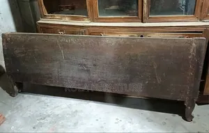 Mahogany Wood Bed 5/7 Feet