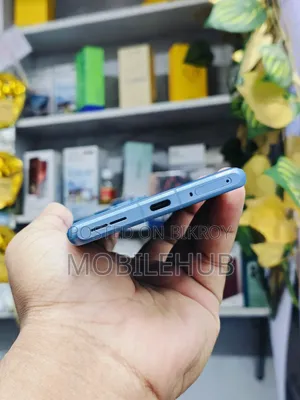 ওয়ানপ্লাস ১২আর ২৫৬ জিবি ব্লু