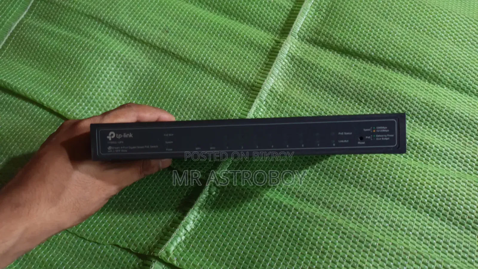 TP-Link TL-SG2210P JetStream 10 Port Gigabit Smart Switch